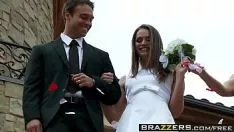 Play The Bride Has Sex For Her Day With A Special Guest