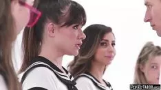Jouer Si dimentica che il web è attivo e viene filmata mentre scopa un ragazzo