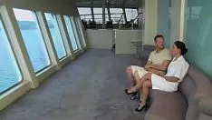 Ii linge pizda cand sta capra dupa care face pozitia 69