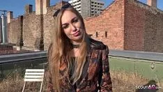 Redare Liza O Fata Model Care Face Sex Pe Bani